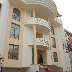 Hotel Vedzisi